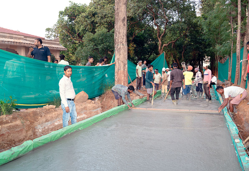 Roads and Pathways - Concrete Layer